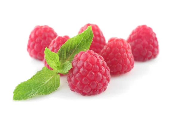 Frische reife Himbeeren — Stockfoto