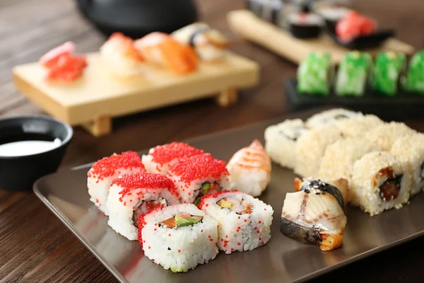 Вкусный набор суши — стоковое фото
