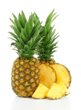 taze ananas dilimleri ile