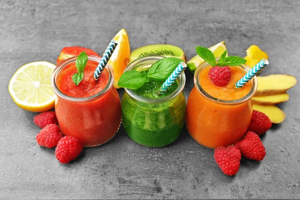 Tasty smoothie drinks — Stock Photo, Image