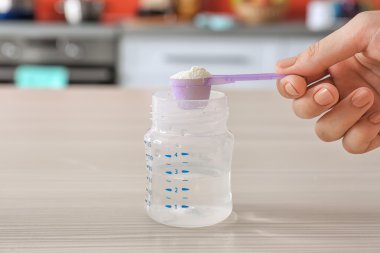Bebek maması hazırlama