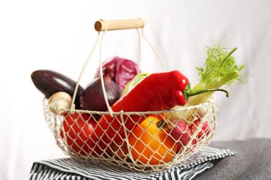 arka plan üzerinde taze sebze