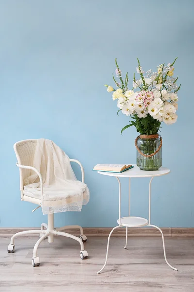 Hermoso ramo de flores — Foto de Stock