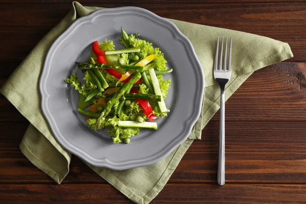 Salade savoureuse aux asperges — Photo