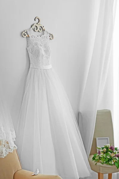 Красивое свадебное платье — стоковое фото