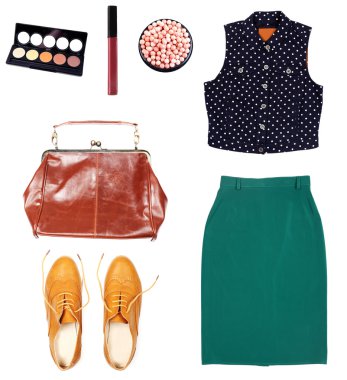 Kadın kıyafetleri koleksiyonu 