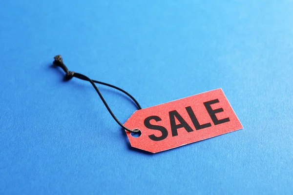 Sale label on color — Stock Photo, Image