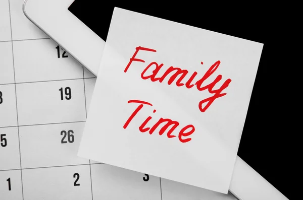 Note con testo TEMPO FAMIGLIA — Foto Stock