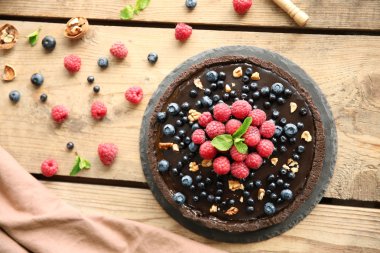 çilek ile Çikolatalı tart 