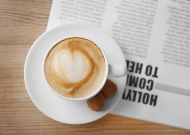 Bir fincan taze kahve. 