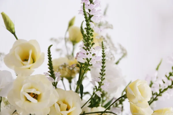 Belo buquê de flores — Fotografia de Stock