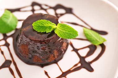 Çikolatalı fondan kek 