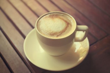 Bir fincan taze kahve. 