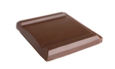 Çikolata parça, üzerinde beyaz izole