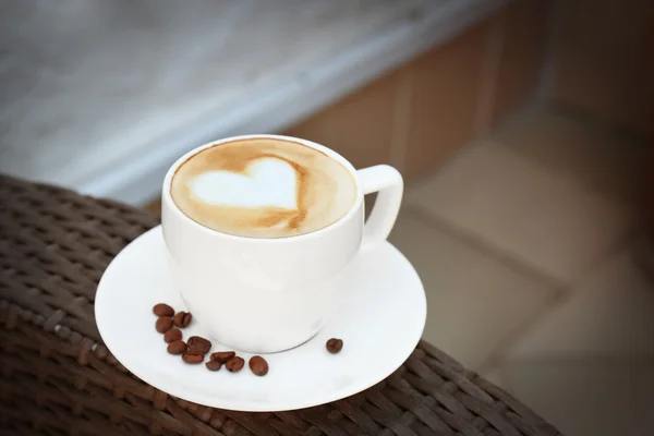 Tazza di caffè fresco — Foto Stock