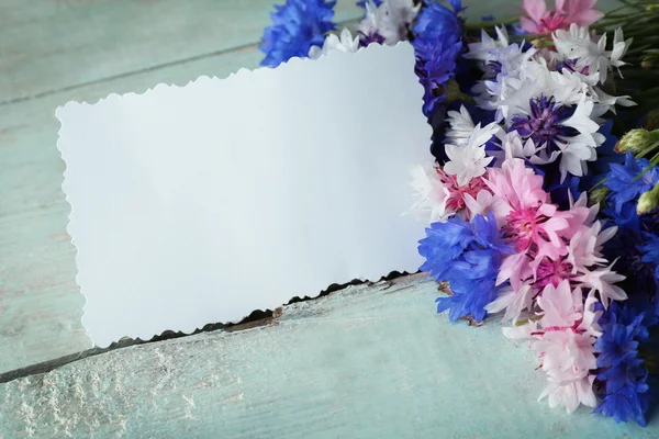 Tarjeta con flores bluettes —  Fotos de Stock