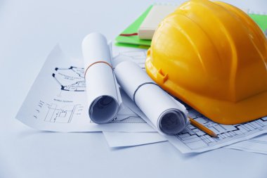 Planları ile sarı kask