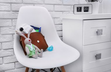 Anneler çanta aksesuarları ile 