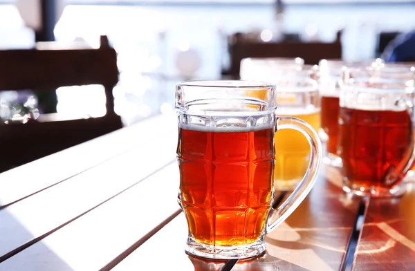 Tazas de cerveza — Foto de Stock