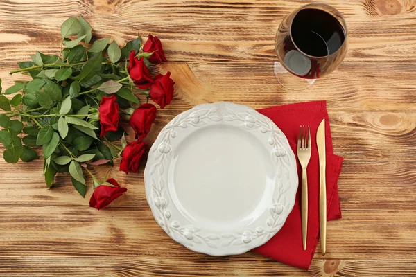 Belo ajuste de mesa — Fotografia de Stock