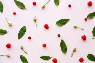 desen kırmızı kuş üzümü yaptı