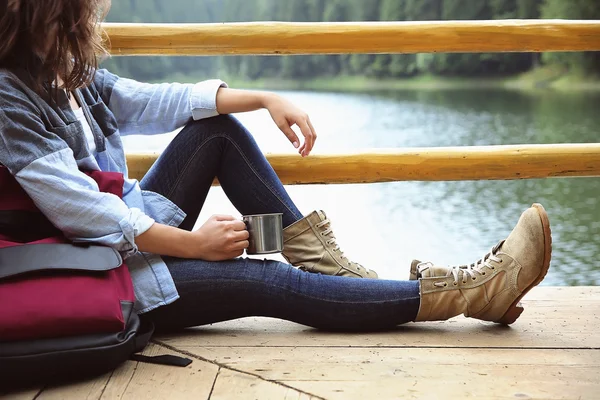 Girl relaxing with drink — Stock Photo, Image