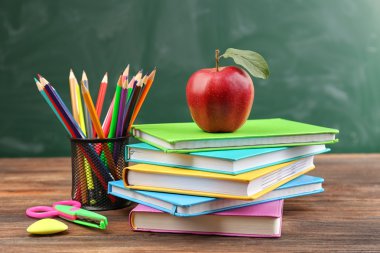 Apple kitaplar ve aksesuarları