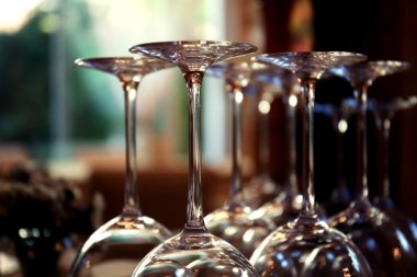 Restoran temiz bardaklarda