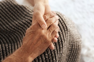 Eller eski erkek ve genç 