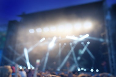 Sahne Alanı'nda konser Aydınlatmaları