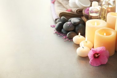 Spa kompozisyon gri arka plan üzerinde