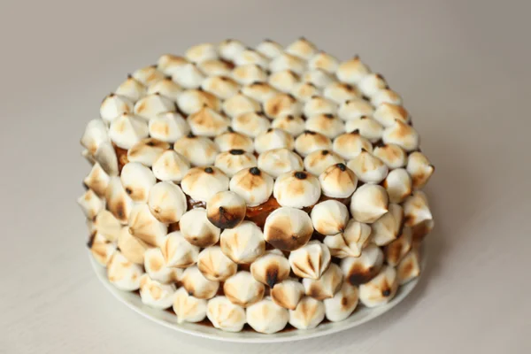 Delicious cake with marshmallow — Stock Photo, Image
