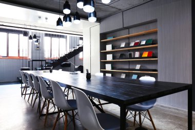 Modern kütüphane içi