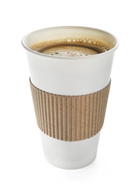 Bir fincan kahve, beyaz üzerine izole.