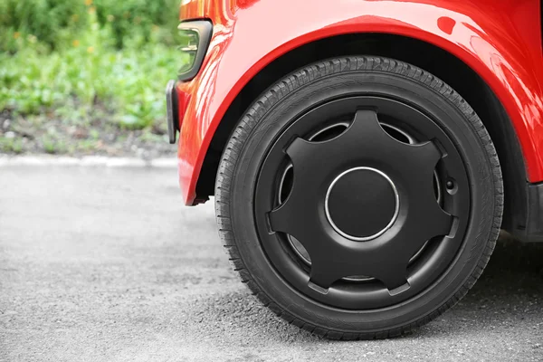Car wheel, closeup — Stock Photo, Image