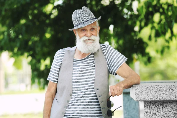 Elderly bearded man — Stock Photo, Image