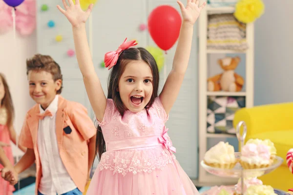 Grappig Verjaardagsfeest Voor Kinderen Ingerichte Kamer — Stockfoto