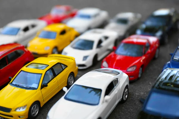 Otopark oyuncak arabalar yakın çekim