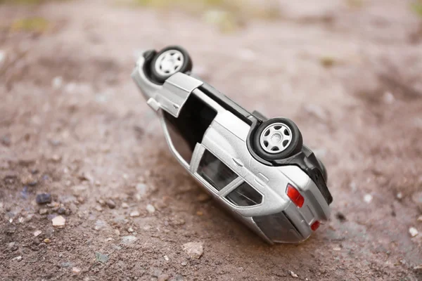 Fechar o acidente de carro de brinquedo — Fotografia de Stock