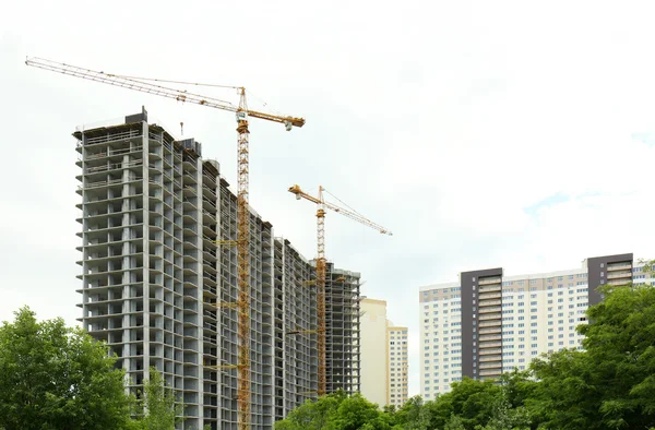 Grue et construction de bâtiments — Photo