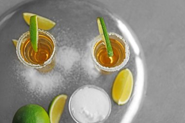  Kireç ile altın tequila