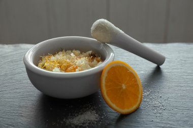 Doğal fırçalayın malzemeler 