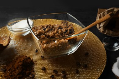 Doğal fırçalayın malzemeler 