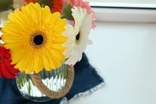 Букет цветов герберы — стоковое фото