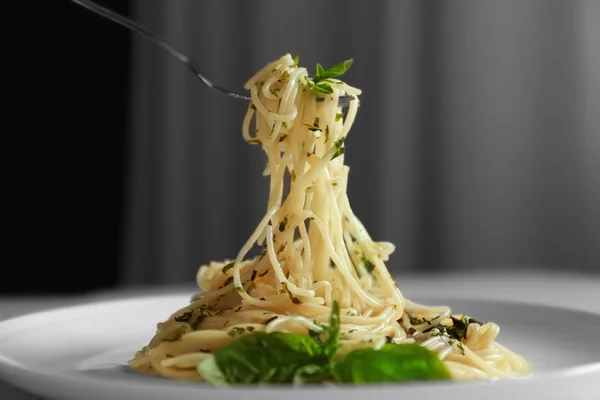 Fork with tasty spaghetti — Stock Photo, Image