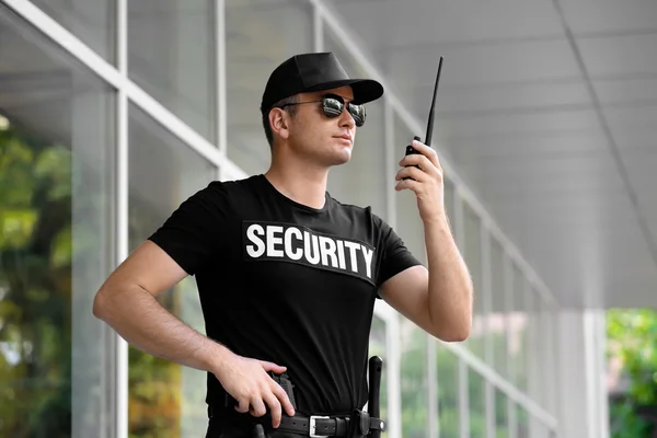 Gardien de sécurité masculin — Photo