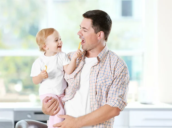 Mutfakta Mutlu Bir Aile — Stok fotoğraf