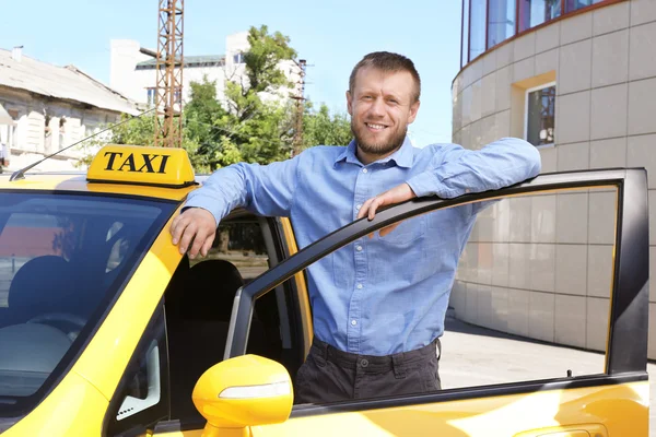 Szép taxisofőr — Stock Fotó