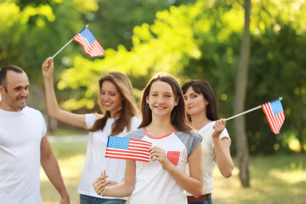 Modern Family Usa Flags Outdoors — Stock Photo, Image