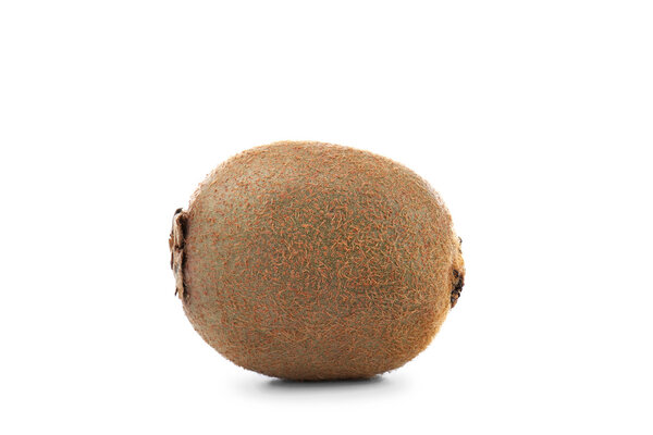 Киви, изолированный на белом
